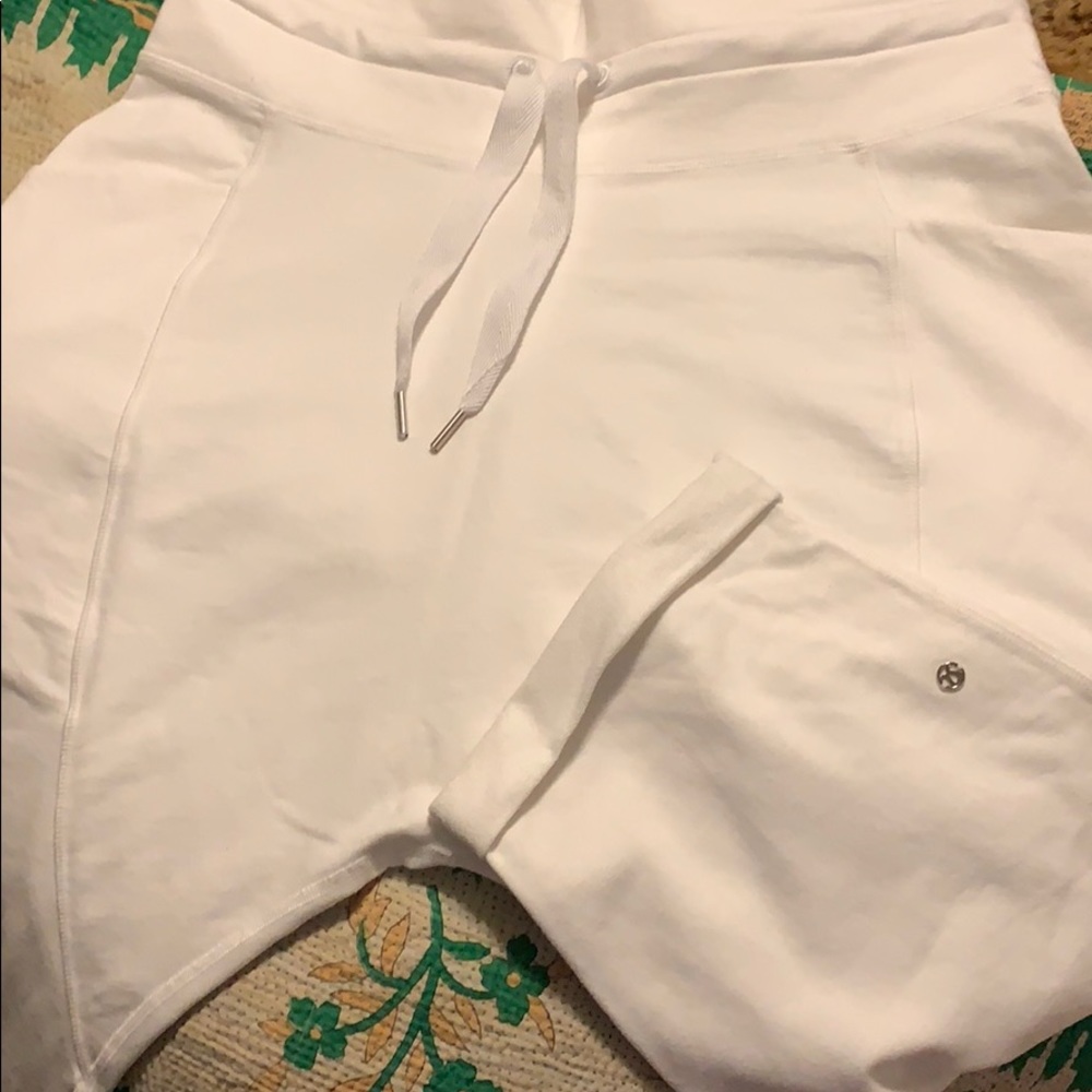 Lululemon pants
